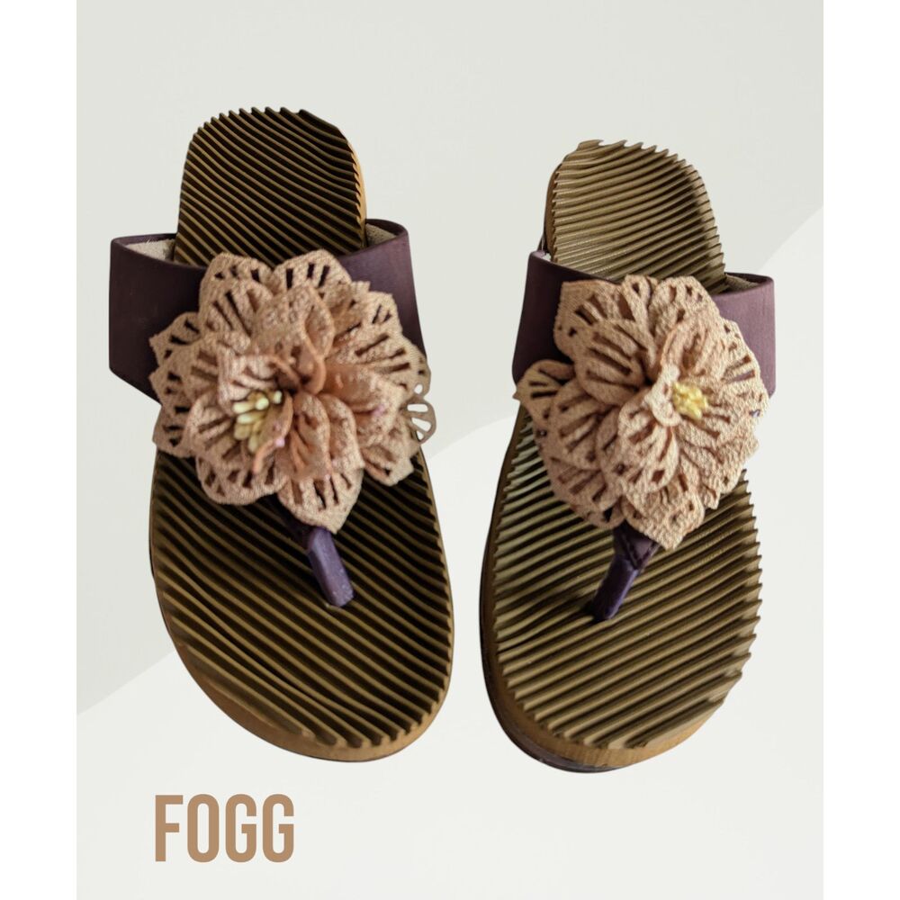 FOGG wedge thong sandals with flower accent  Sz 37